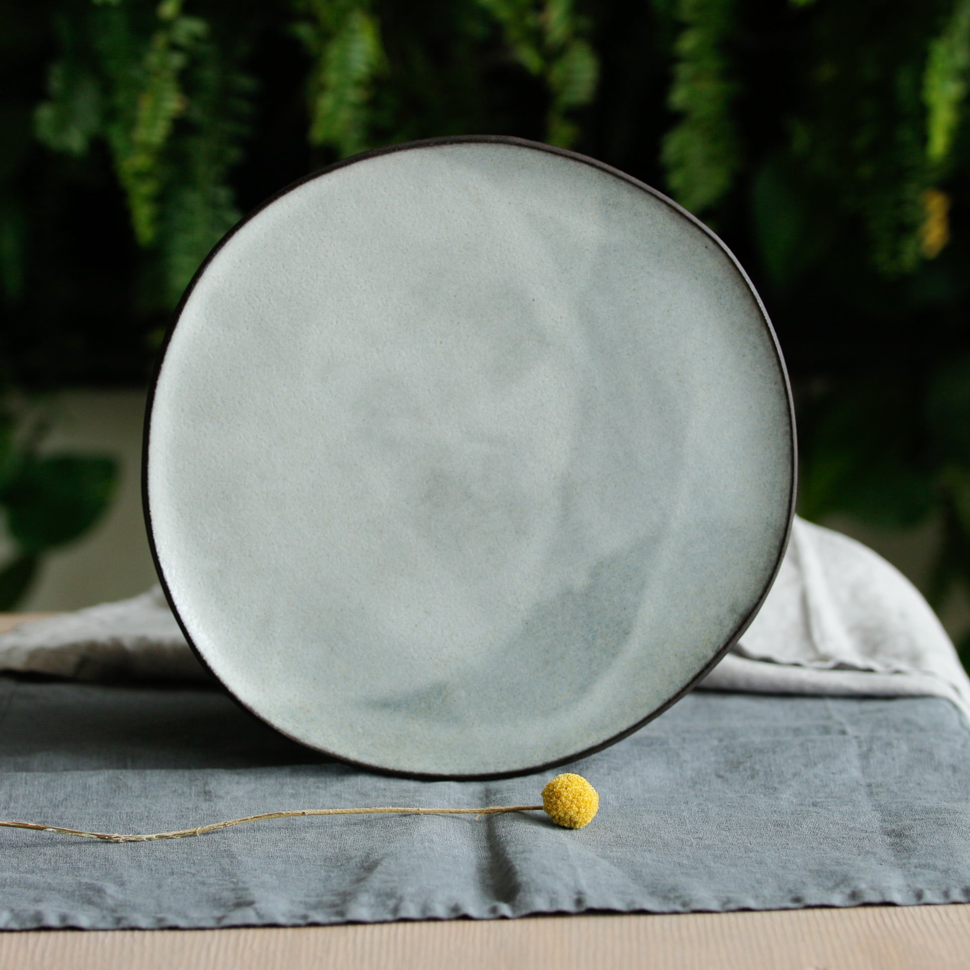 Luna Large Dinner Plate - Atelier Forma